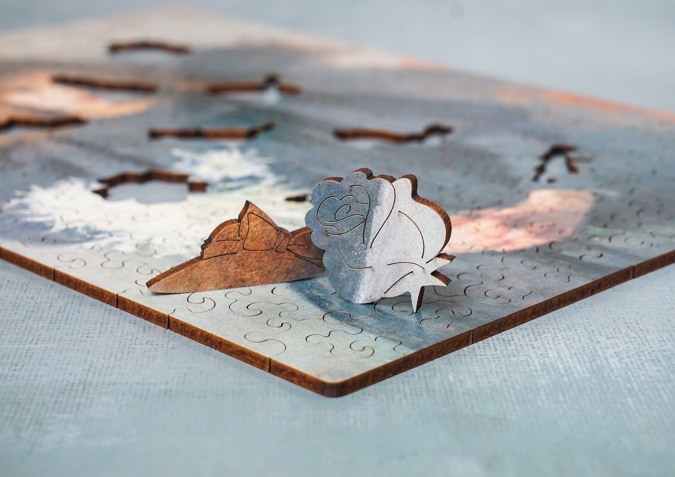 Drewniane puzzle A4 Dziewczynka z Chryzantemami