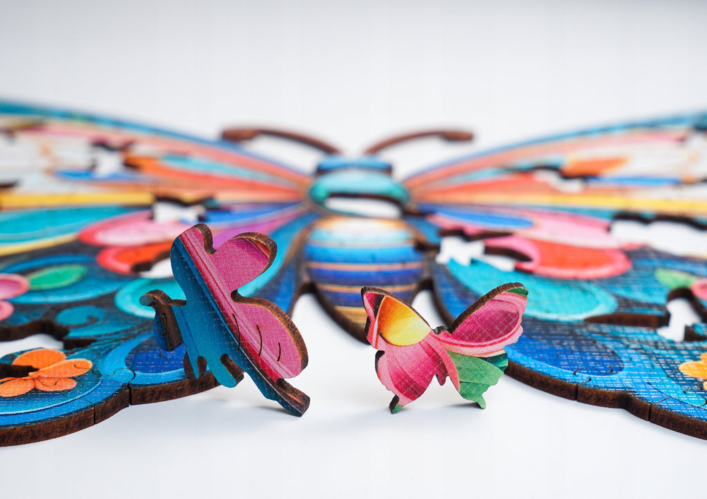 Puzzle drewniane PUZZLED Motyl 225 elementów – układanka po obrysie dla dorosłych