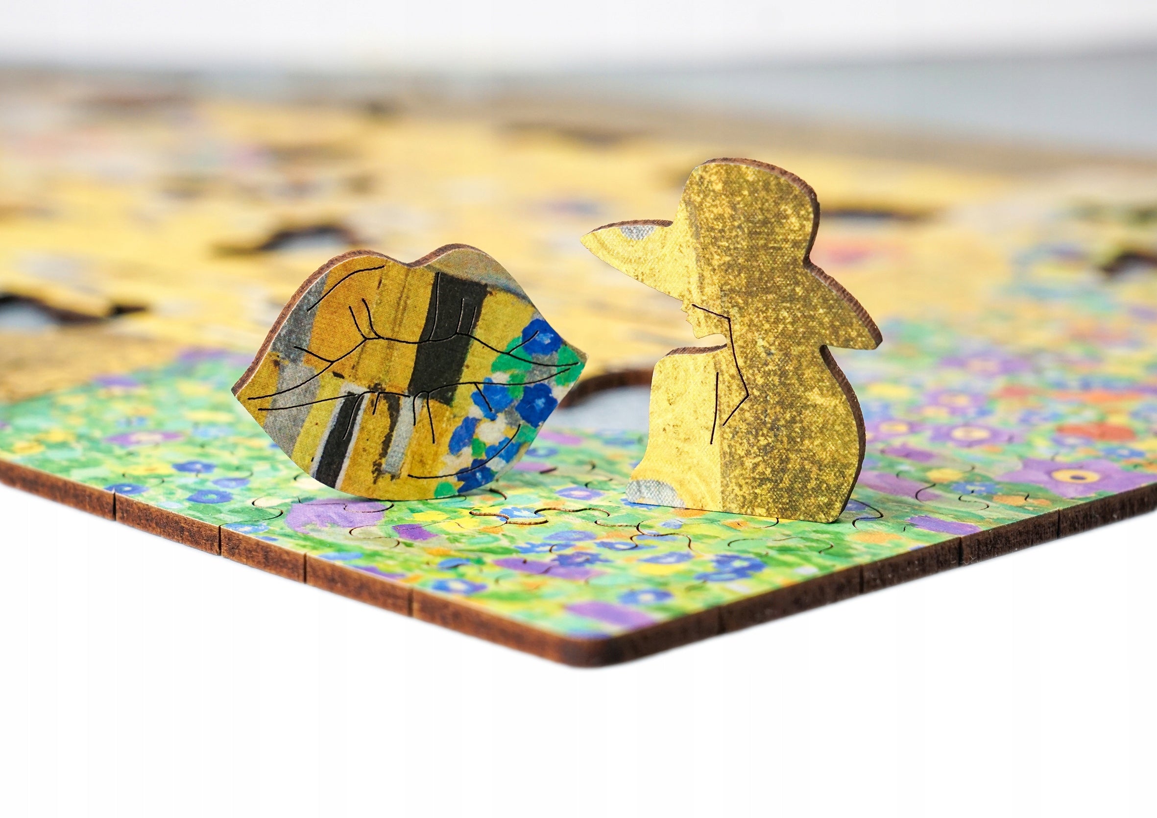 Drewniane puzzle A3 Gustav Klimt "Pocałunek" 310 el.